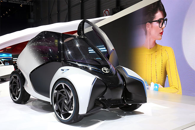 Toyota i-TRIL